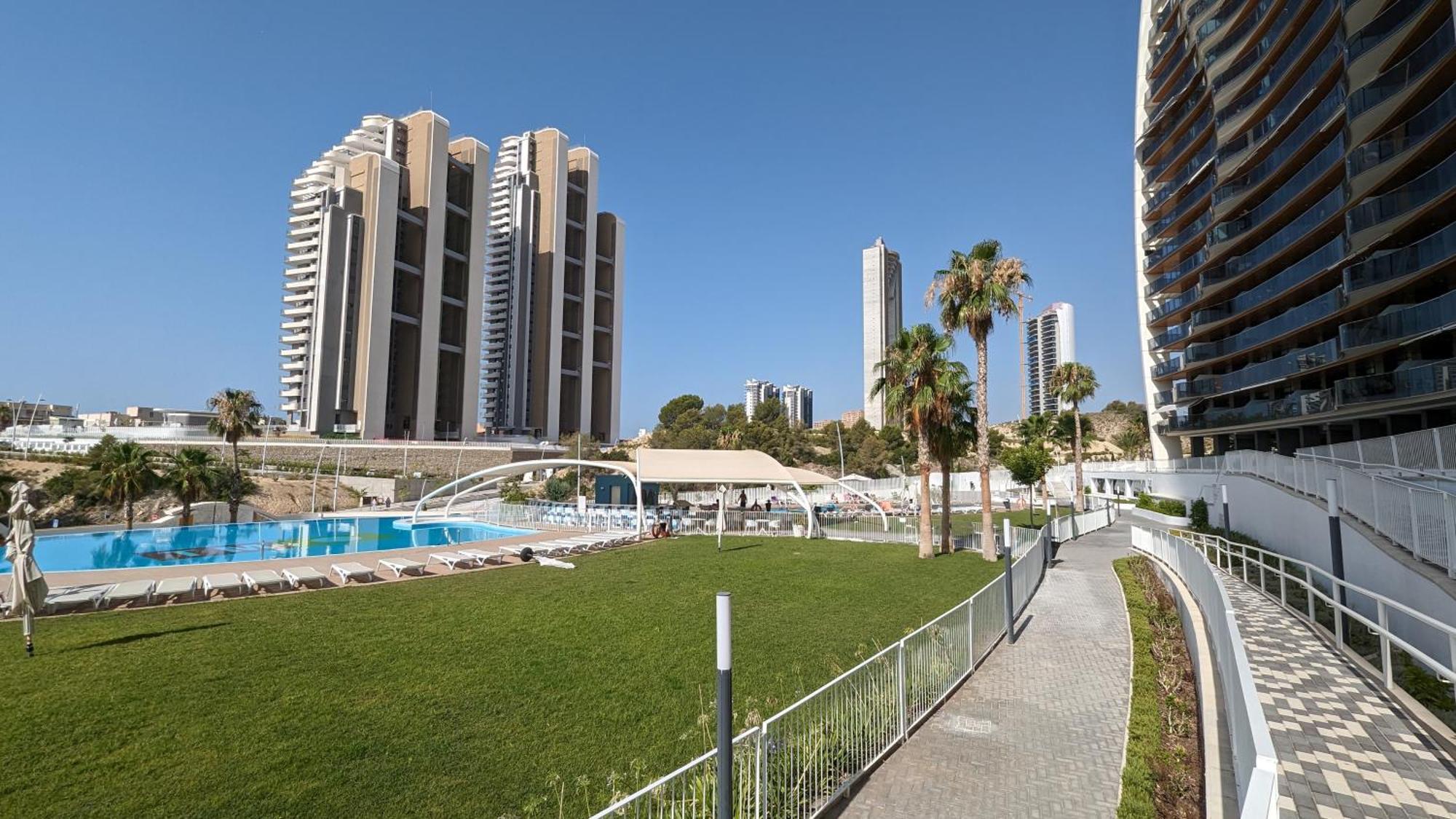 Sunset Waves Luxury Apartment Benidorm Eksteriør bilde